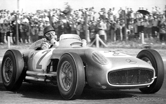 ファンジオ（1955年F1アルゼンチンGP）。マシンはメルセデスベンツW196R