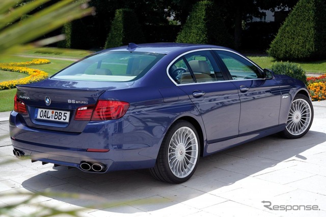 BMW5シリーズセダンをベースにした高性能モデル、アルピナB5 BiTurbo