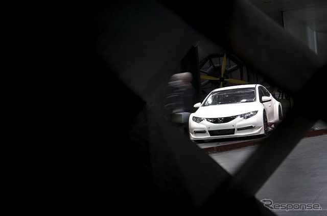 新型ホンダ シビックをベースに開発中のNGTC（次世代ツーリングカー）