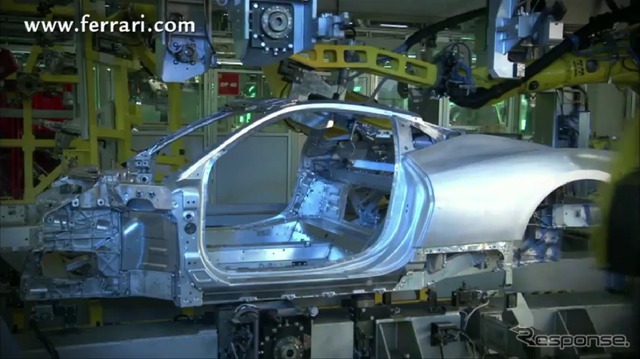 フェラーリ599後継車の骨格(動画キャプチャー)