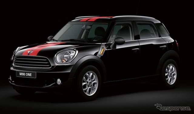 MINI クロスオーバー・バッキンガム(アブソリュートブラック)