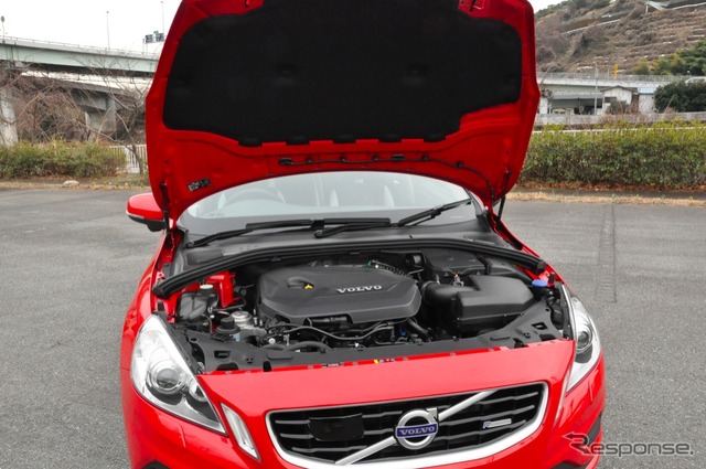 ボルボ S60 T4 R-DESIGN