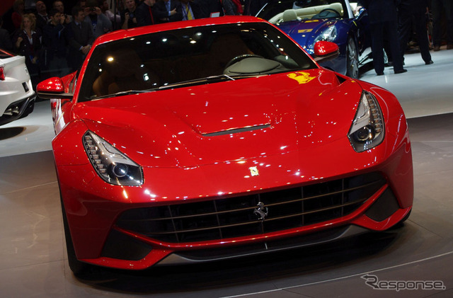 フェラーリ F12ベルリネッタ(ジュネーブモーターショー12)