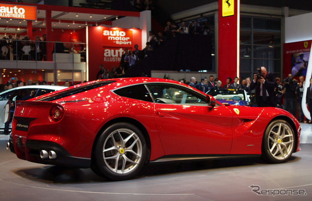 フェラーリ F12ベルリネッタ(ジュネーブモーターショー12)