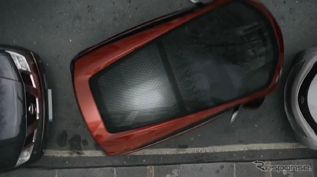 最小回転半径2.8mを実現したタタモーターズのEVコンセプトカー、メガピクセル(動画キャプチャー)