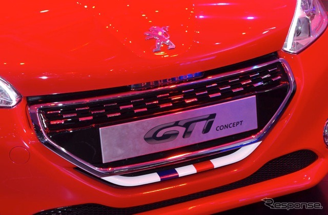 プジョー208GTiコンセプト(ジュネーブモーターショー12)