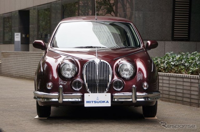 光岡自動車は2012年にタイで100台以上の販売を目指す(写真:8日発表されたビュート・ジュエル)
