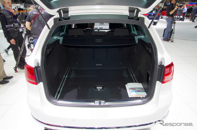 VWパサートRライン(ジュネーブモーターショー12)