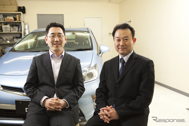 ソニックデザインの佐藤敬守社長(右)とレスポンス 三浦和也編集長