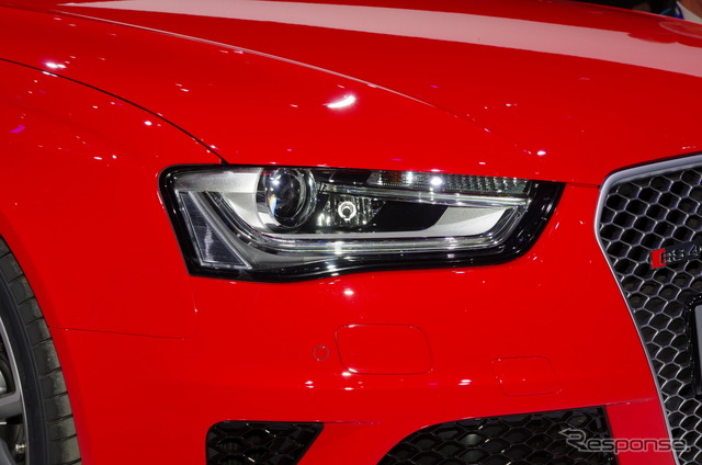 アウディ RS4 新型(ジュネーブモーターショー12)