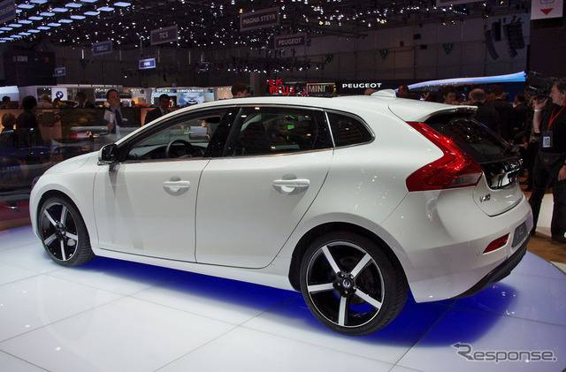 ボルボ V40 新型(ジュネーブモーターショー12)