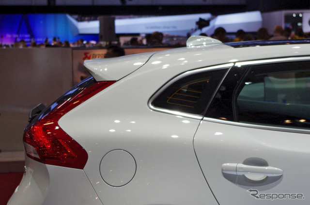 ボルボ V40 新型(ジュネーブモーターショー12)