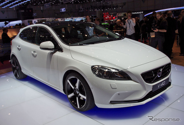 ボルボ V40 新型(ジュネーブモーターショー12)