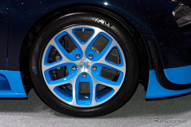 ブガッティ・ヴェイロン16.4グランスポーツ VITESSE(ジュネーブモーターショー12)