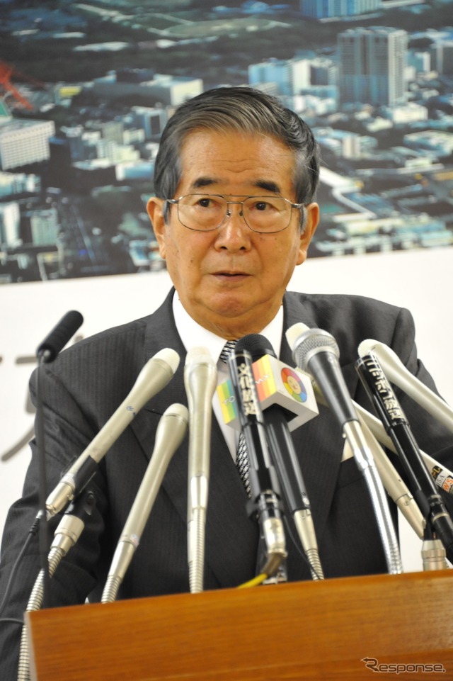 石原慎太郎東京都知事(16日・都庁)