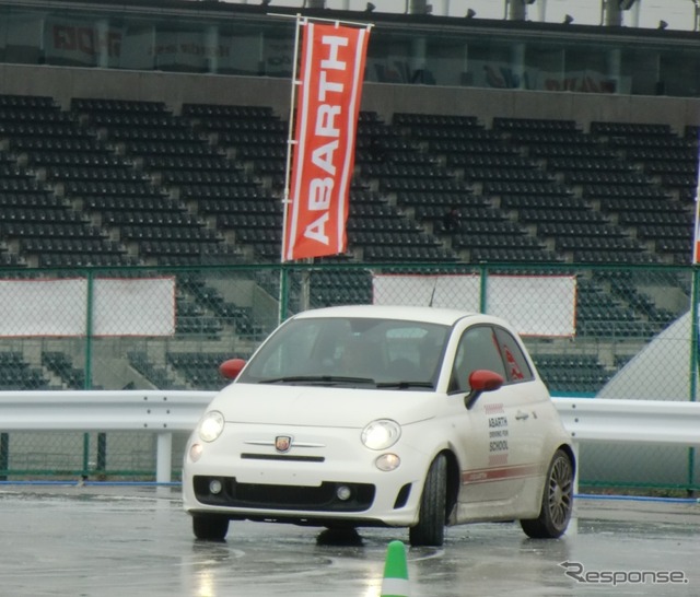 フェラーリ・レーシング・デイズ鈴鹿2012 アバルトもスポンサーに
