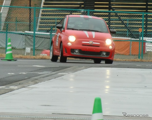 フェラーリ・レーシング・デイズ鈴鹿2012 アバルトもスポンサーに