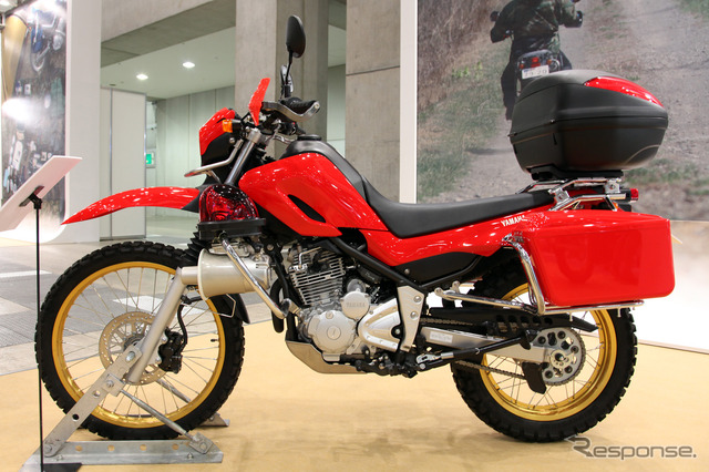 ヤマハSEROW消防仕様（東京モーターサイクルショー12）