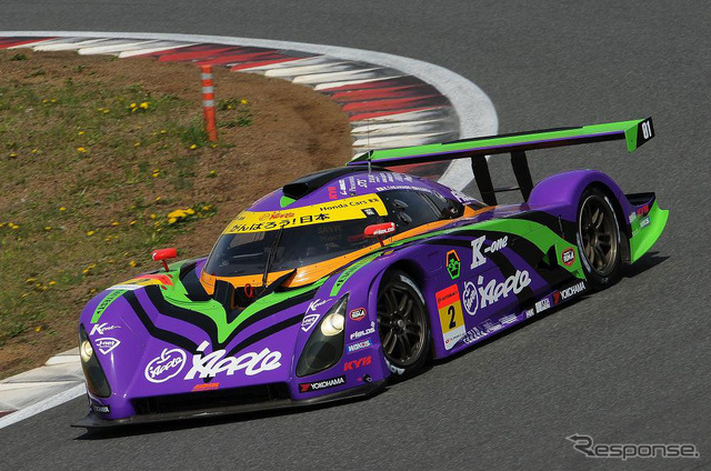 SUPER GT エヴァンゲリオンRT初号機アップル紫電(写真:2011年の様子)
