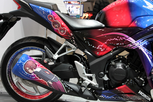 ホンダCBR250Rわんおふ仕様(東京モーターサイクルショー12)