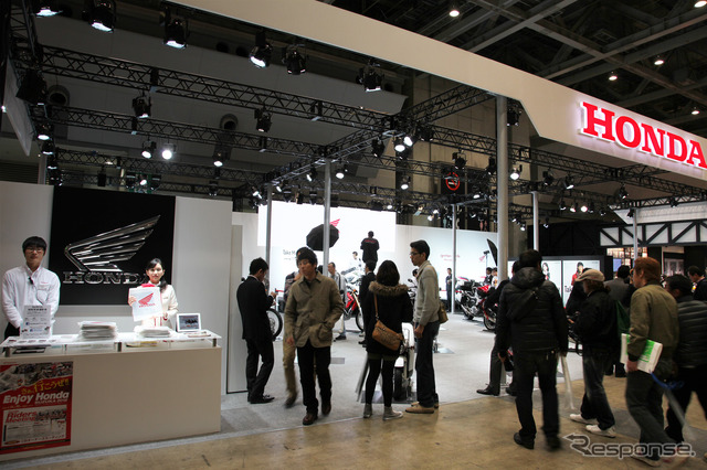ホンダCBR250Rわんおふ仕様(東京モーターサイクルショー12)