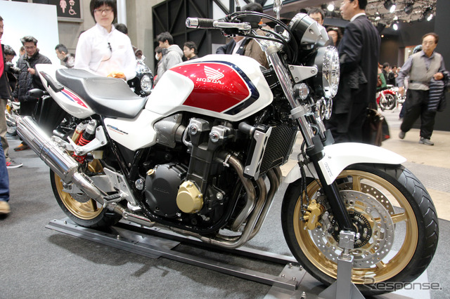 ホンダ CB1000 SUPER FOUR(東京モーターサイクルショー12)