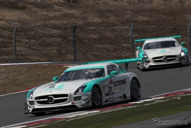 総合2位のPETRONAS SYNTIUM SLS AMG GT3（#28 M.Moh/J.Lester/片岡龍也組） 