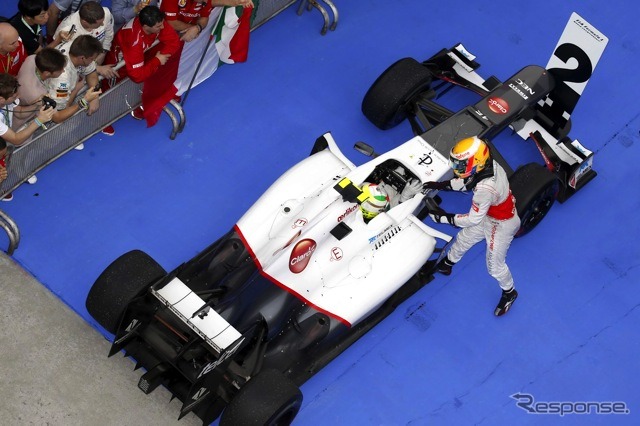 ペレス（車上、ザウバー。3月25日、F1マレーシアGP）