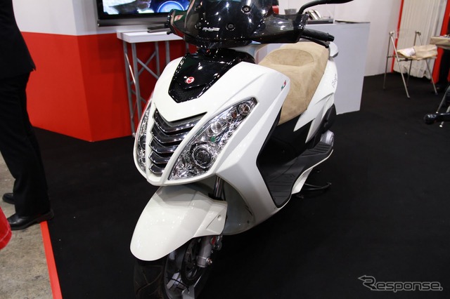 マラグーティ(東京モーターサイクルショー12)