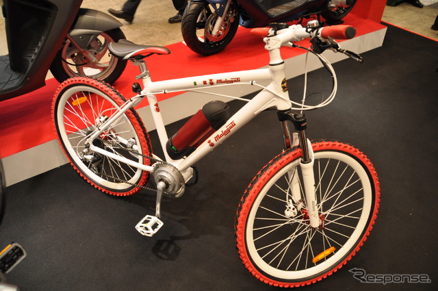東京モーターサイクルショー12　マラグーティ　スポルト