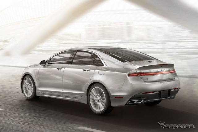 新型リンカーン MKZ