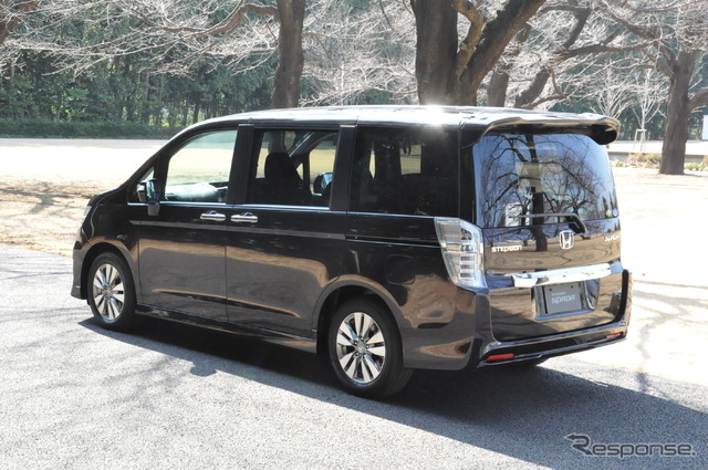 ホンダ・ステップワゴン スパーダ