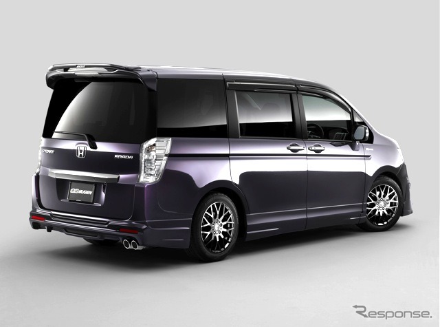 【ホンダ ステップワゴン 改良新型】無限パーツで車格感アップ