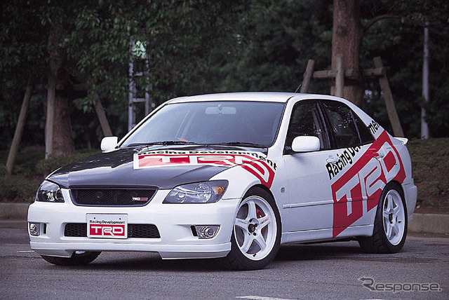 スポーツカスタマイズフェア04夏…TRD・アムラックスコレクション