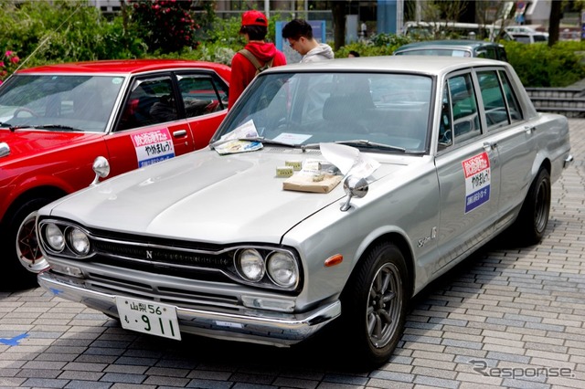 ダットサン、日産の名車がずらりと並んだ