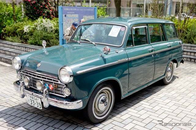 ダットサン、日産の名車がずらりと並んだ