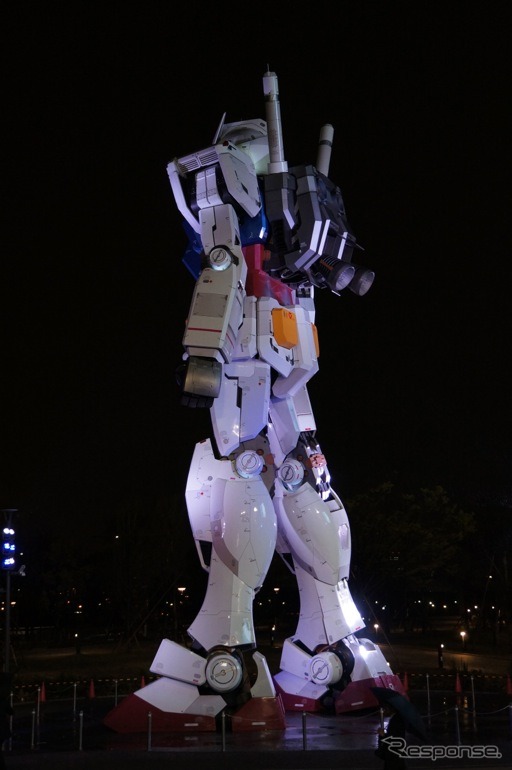 東京・お台場に登場した実物大ガンダム