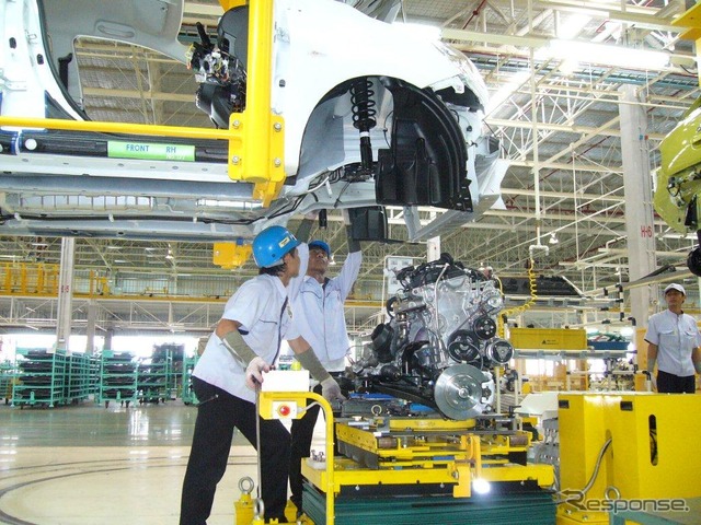 三菱 ミラージュ 生産現場をチェック!?…タイ新工場