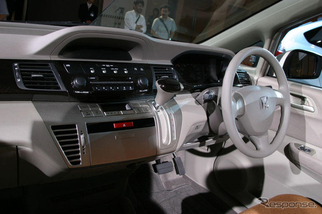 【ホンダ・エディックス発表】『FR-V』として欧州投入、ディーゼルも