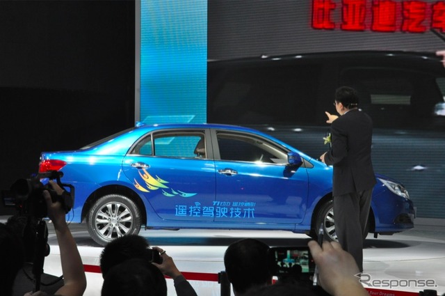 BYDブース、カンファレンスのようす(北京モーターショー12)