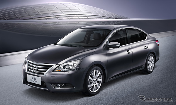 日産シルフィ新型