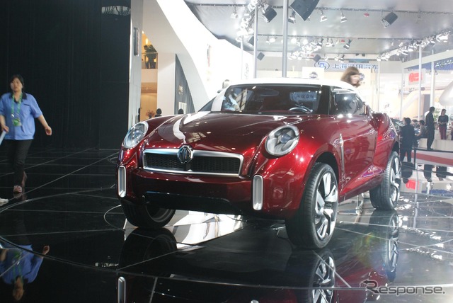 MGの小型クロスオーバーコンセプトカー、ICON(北京モーターショー12)
