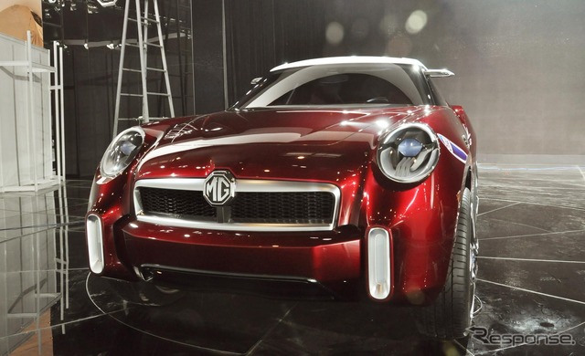 MGの小型クロスオーバーコンセプトカー、ICON