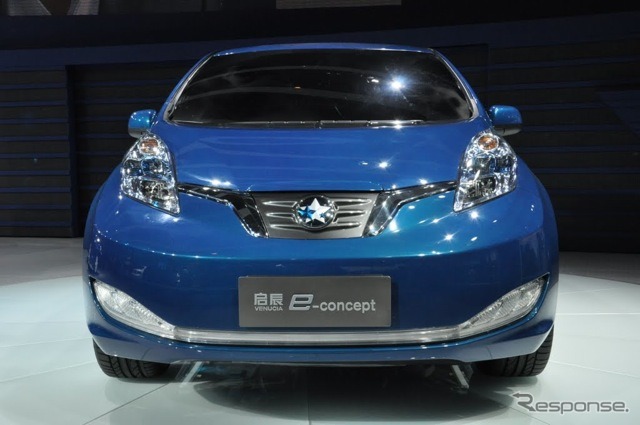 東風日産のブランド、ヴェヌーシアのe-コンセプト(北京モーターショー12)