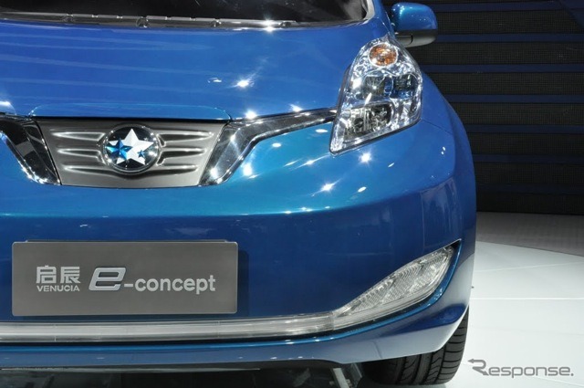 東風日産のブランド、ヴェヌーシアのe-コンセプト(北京モーターショー12)