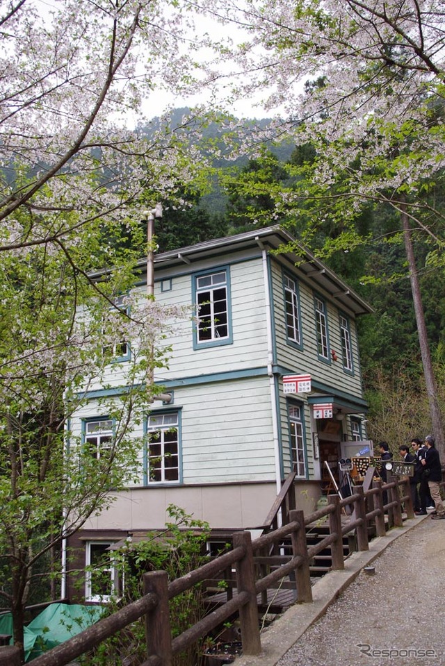払沢の滝(東京都檜原村)