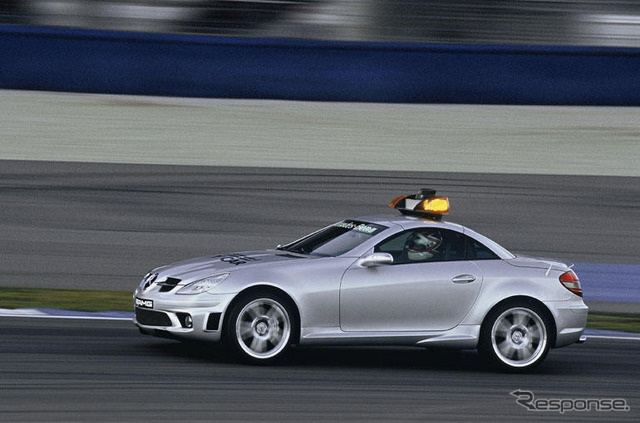 メルセデスベンツSLK55AMGのセーフティカー…イギリスGP