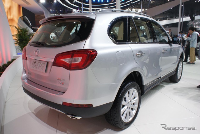 長城汽車の最上級SUV、ホーバー H7（北京モーターショー12）