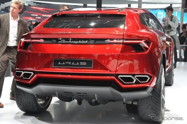 ランボルギーニ URUS