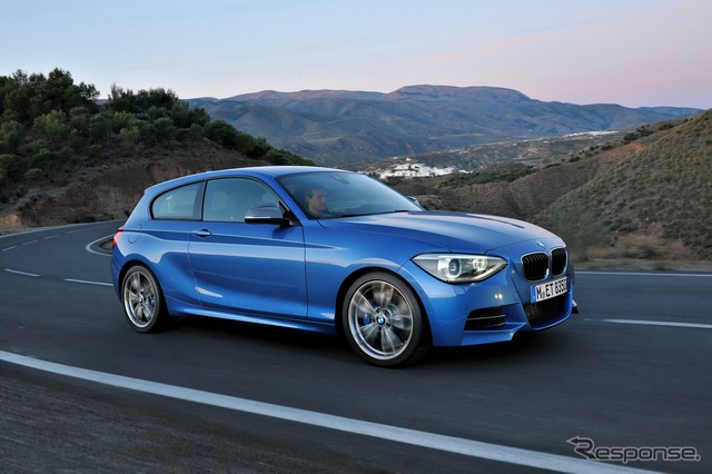 BMW M135i(3ドア)